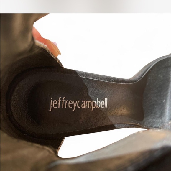 <Jeffrey Campbell> Ankle Strap Zebra Print Heeled Sandal Size 7 - Picture 8 of 8